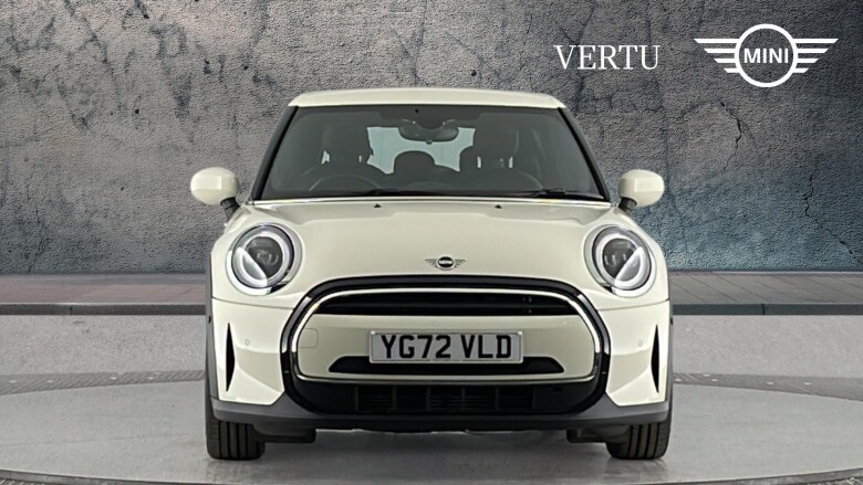 MINI Hatchback 1.5 Cooper Exclusive 5dr Auto Petrol Hatchback